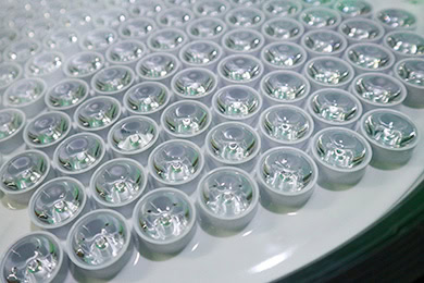 high transmittance lens of rgb flood light